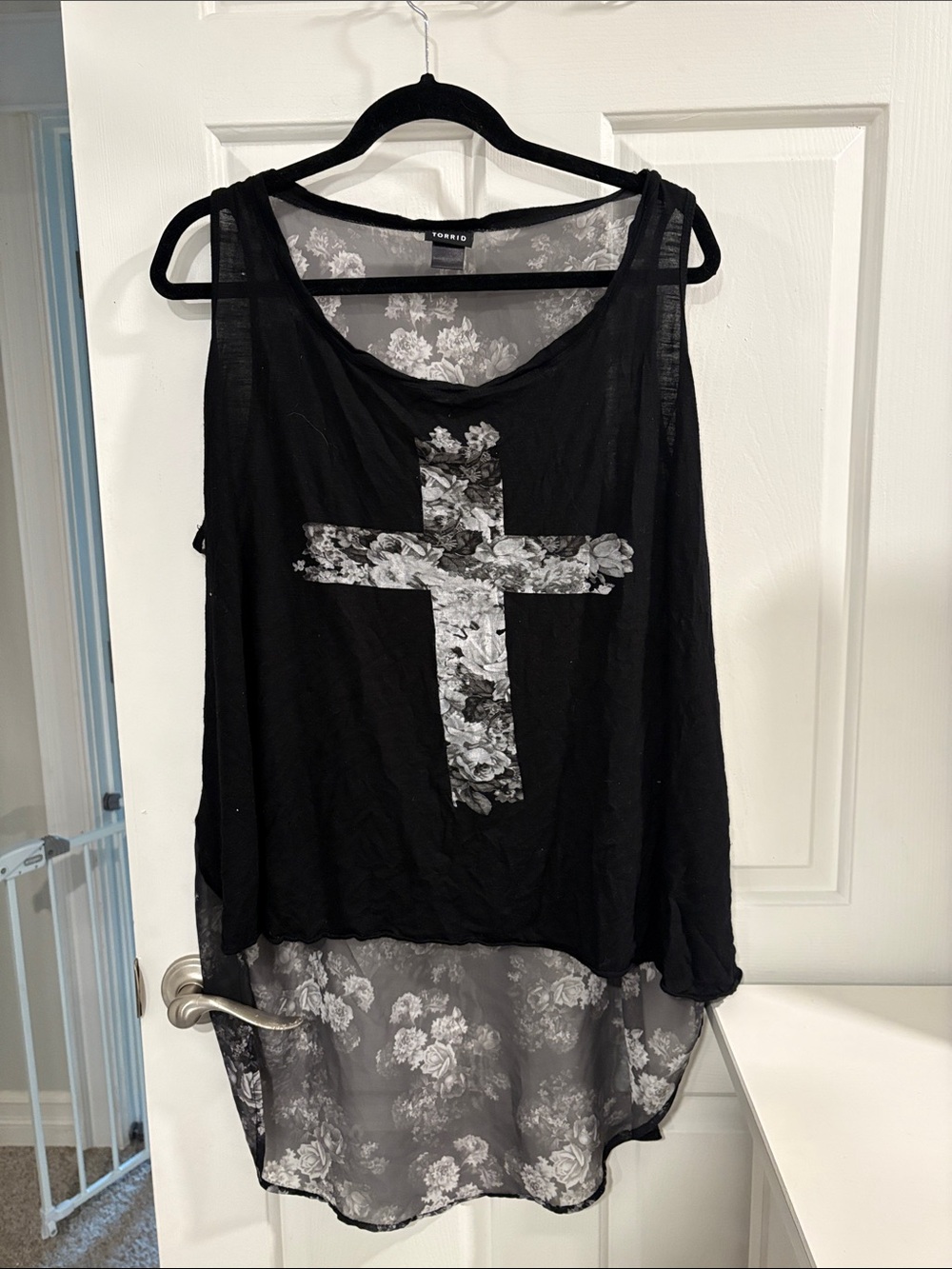torrid Black Floral Cross Sheer High-Low Tank